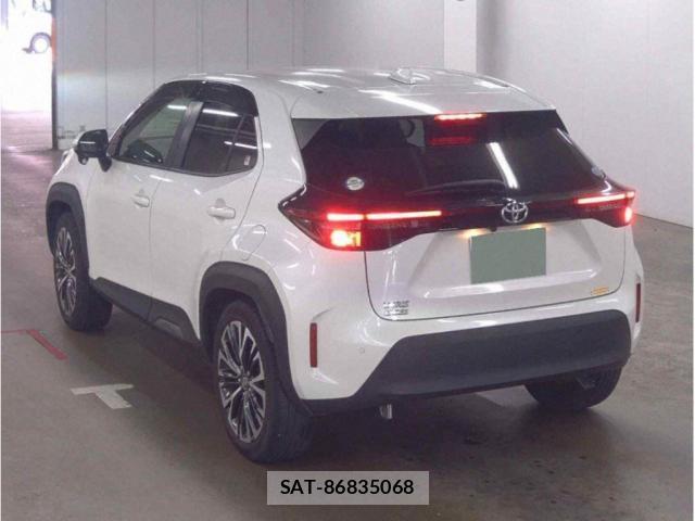 Toyota YARIS CROSS 2021-01 8729758-1
