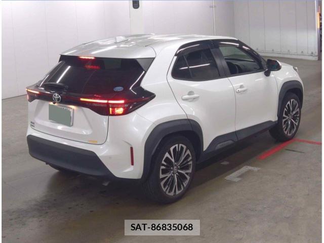 Toyota YARIS CROSS 2021-01 8729758-3