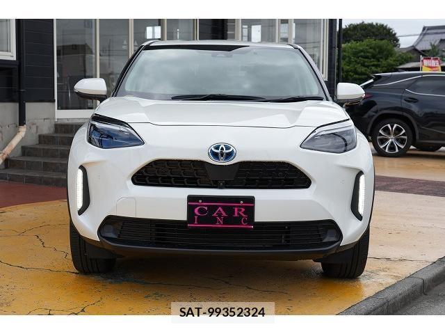 Toyota YARIS CROSS 2021-06 8730562-17