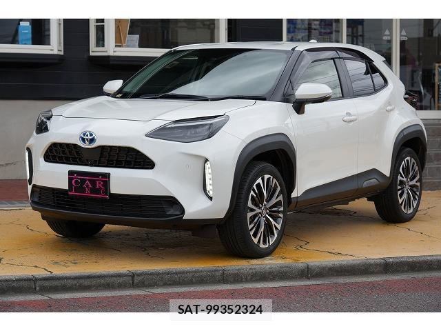 Toyota YARIS CROSS 2021-06 8730562-18