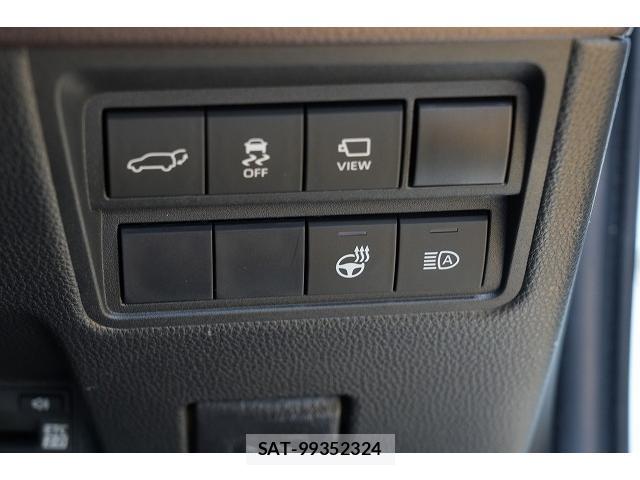 Toyota YARIS CROSS 2021-06 8730562-7