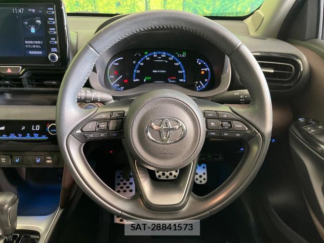 Toyota YARIS CROSS 2021-09 8730954-11