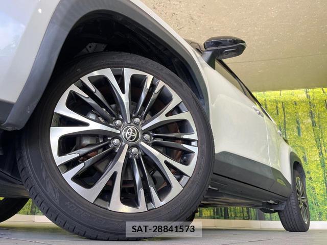 Toyota YARIS CROSS 2021-09 8730954-13