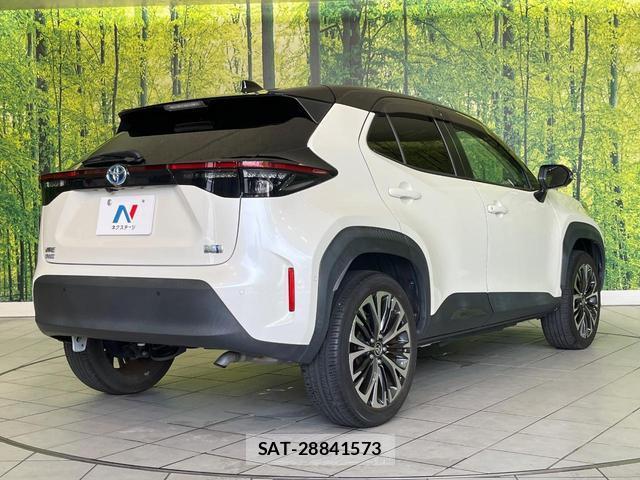 Toyota YARIS CROSS 2021-09 8730954-17