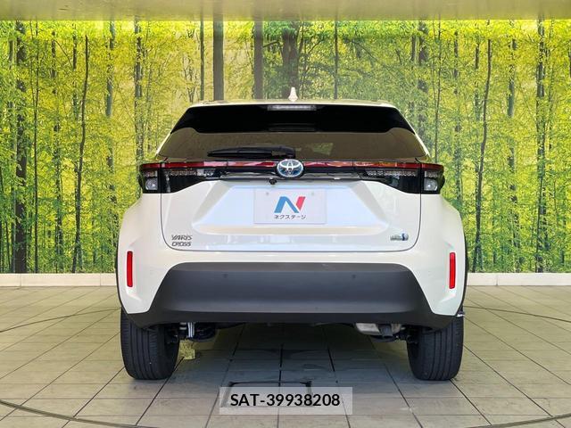 Toyota YARIS CROSS 2021-08 8730965-14