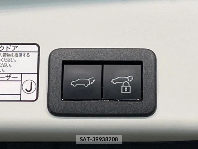 Toyota YARIS CROSS 2021-08 8730965-4