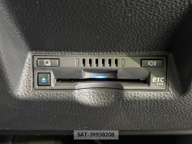 Toyota YARIS CROSS 2021-08 8730965-6