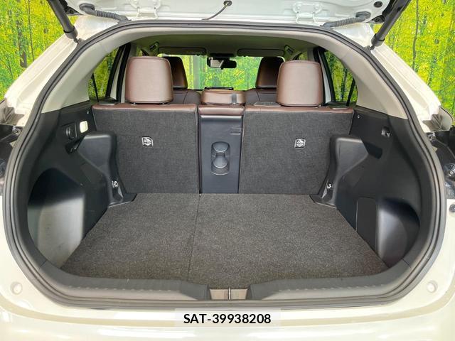 Toyota YARIS CROSS 2021-08 8730965-9