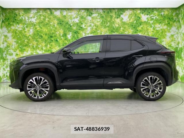 Toyota YARIS CROSS 2022-10 8731317-1