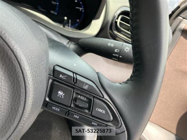 Toyota YARIS CROSS 2020-11 8731326-16