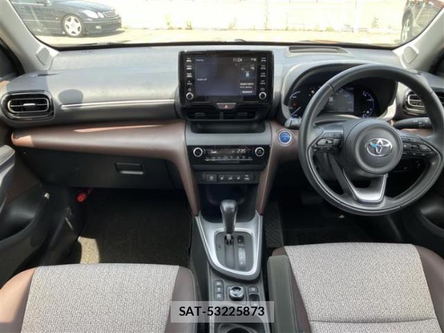 Toyota YARIS CROSS 2020-11 8731326-3