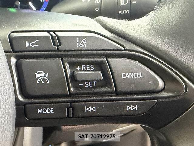 Toyota YARIS CROSS 2021-08 8731401-7