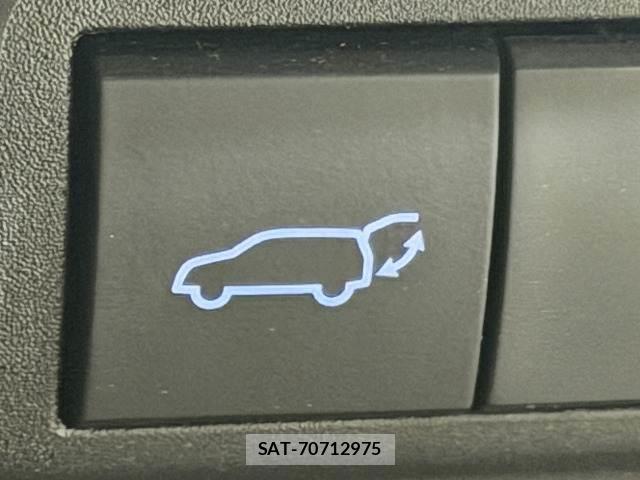 Toyota YARIS CROSS 2021-08 8731401-8