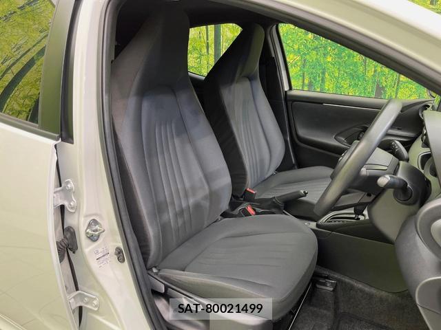 Toyota YARIS 2021-08 8725825-5