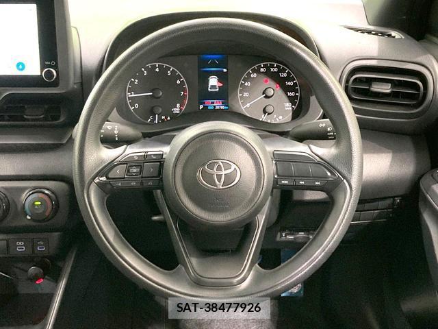 Toyota YARIS 2025-08 8726280-10