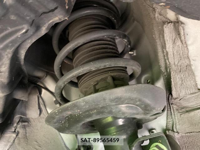 Toyota YARIS 2023-08 8726444-19