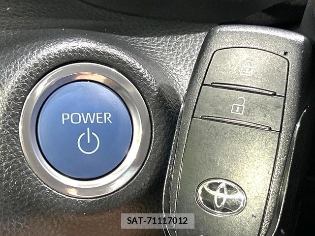 Toyota YARIS 2023-03 8727891-4