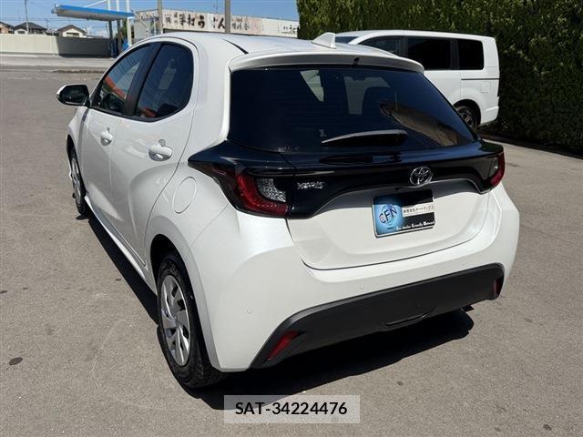 Toyota YARIS 2024-05 8728977-9