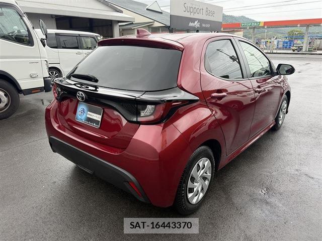 Toyota YARIS 2021-07 8728979-1