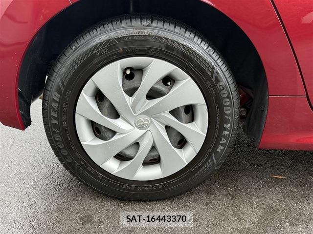 Toyota YARIS 2021-07 8728979-12