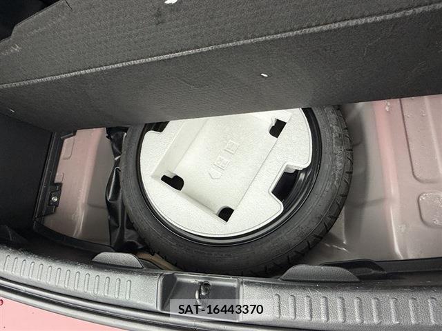 Toyota YARIS 2021-07 8728979-16