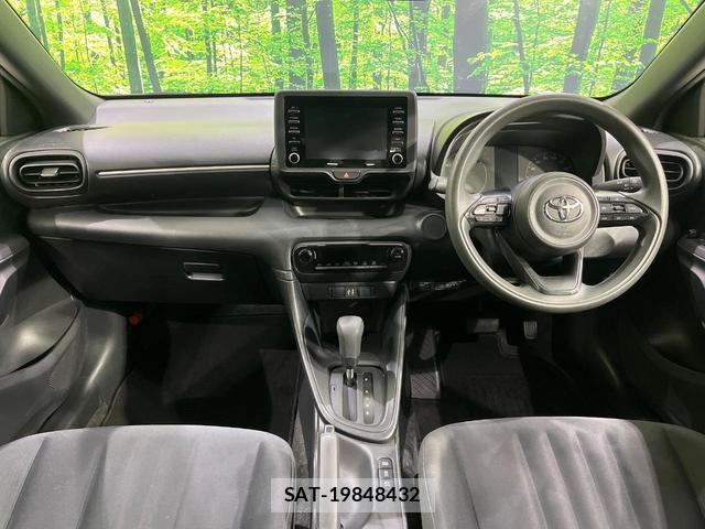 Toyota YARIS 2023-08 8730247-1