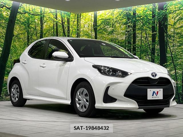 Toyota YARIS 2023-08 8730247-16