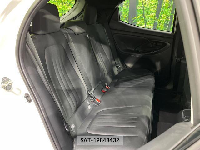 Toyota YARIS 2023-08 8730247-9