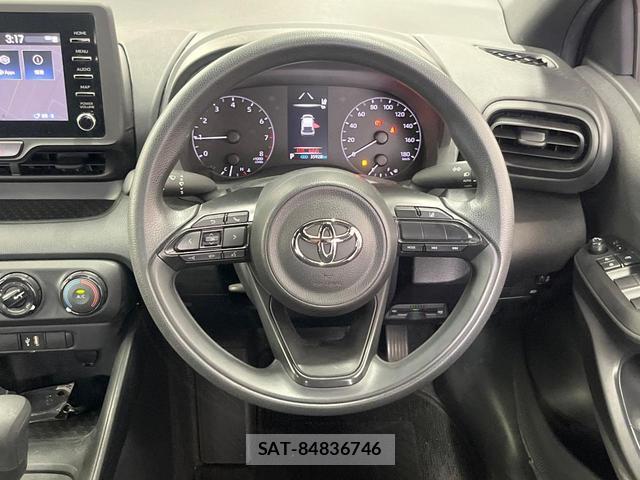 Toyota YARIS 2021-09 8730372-10