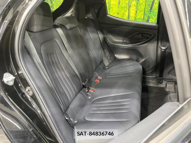 Toyota YARIS 2021-09 8730372-8