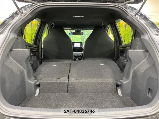 Toyota YARIS 2021-09 8730372-9