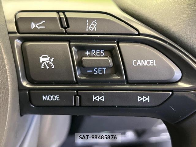 Toyota YARIS 2023-12 8730817-4