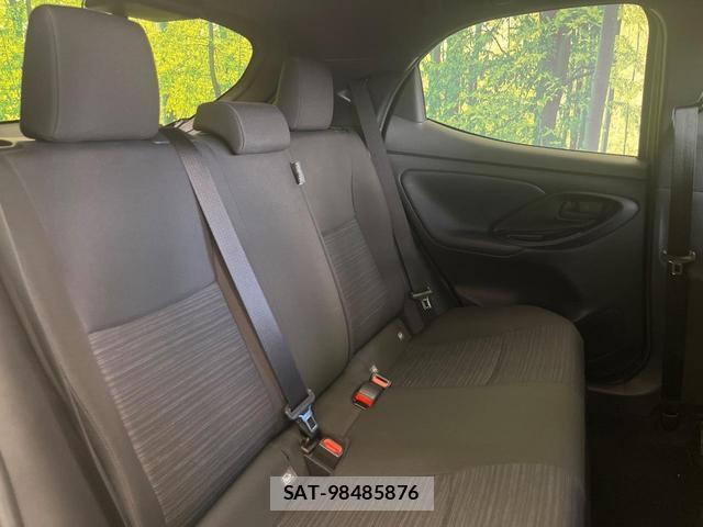 Toyota YARIS 2023-12 8730817-8