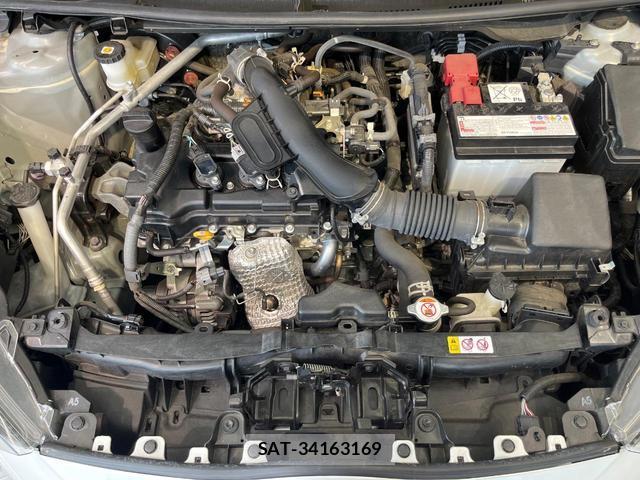 Toyota YARIS 2023-07 8730830-17