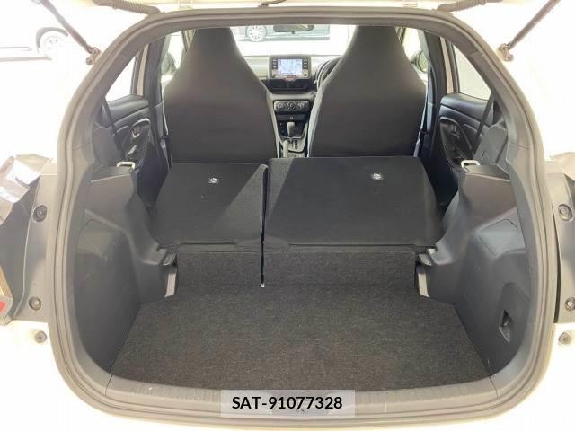 Toyota YARIS 2021-07 8731369-10