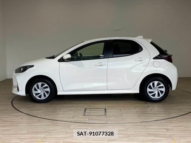 Toyota YARIS 2021-07 8731369-14