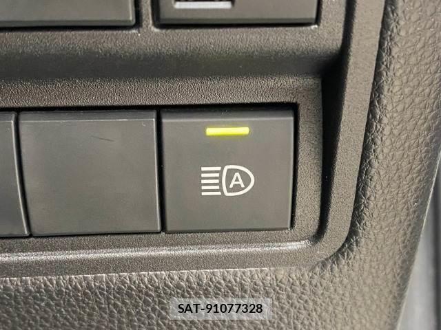 Toyota YARIS 2021-07 8731369-4