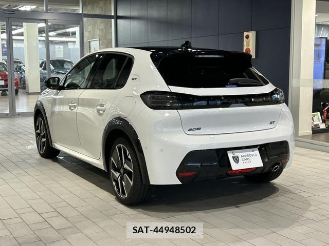 Peugeot 208 2025-04 8753417-3