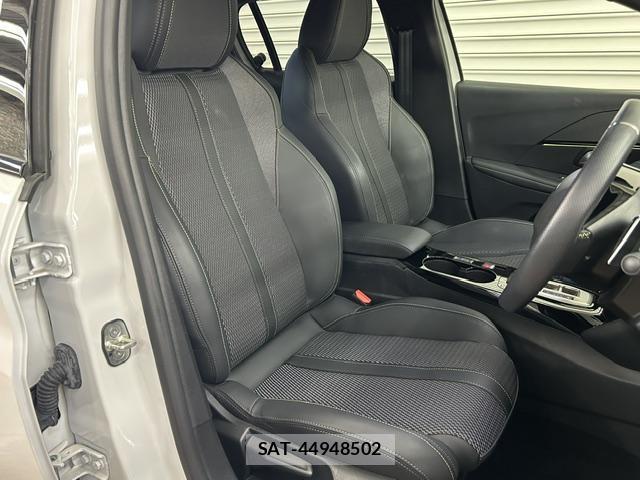 Peugeot 208 2025-04 8753417-8