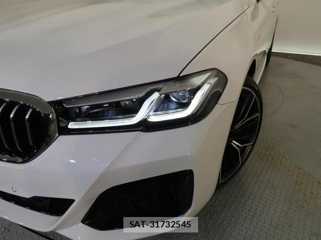 Bmw 5 SERIES 2021-05 8752424-11
