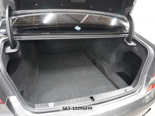 Bmw 7 SERIES 2017-10 8752843-14