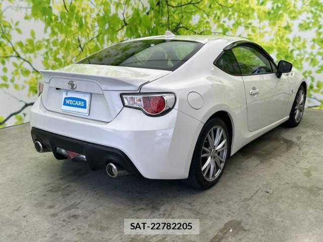 Toyota 86 2015-08 8754355-2