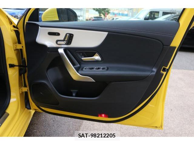 Mercedes Benz A-CLASS 2024-12 8752959-7
