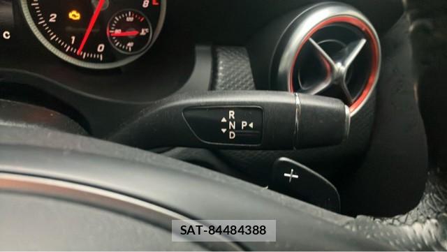 Mercedes Benz A-CLASS 2016-03 8753639-14