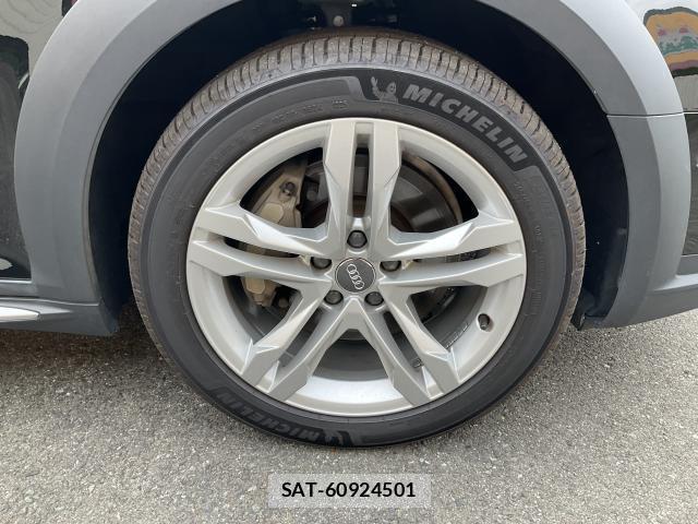 Audi A4 ALLROAD QUATTRO 2019-06 8752453-7