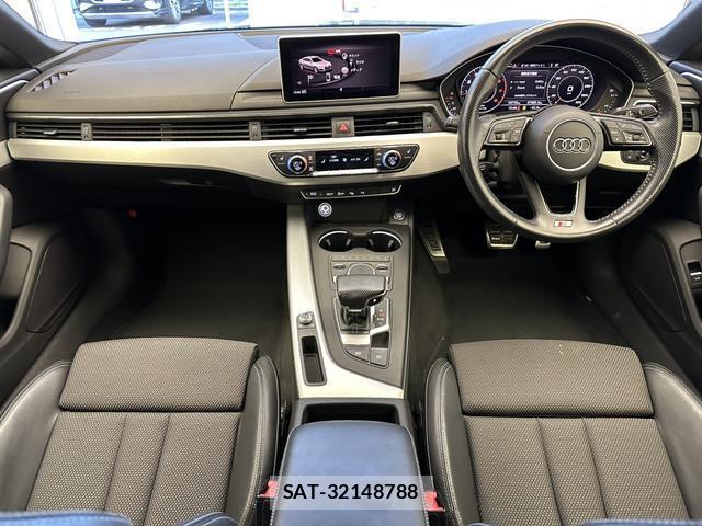 Audi A5 2018-05 8753530-10