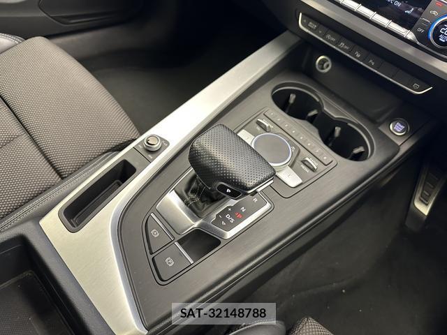 Audi A5 2018-05 8753530-12