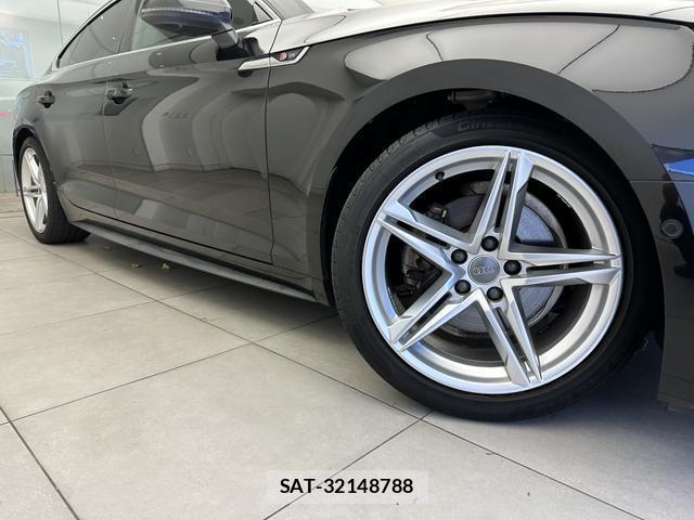 Audi A5 2018-05 8753530-16