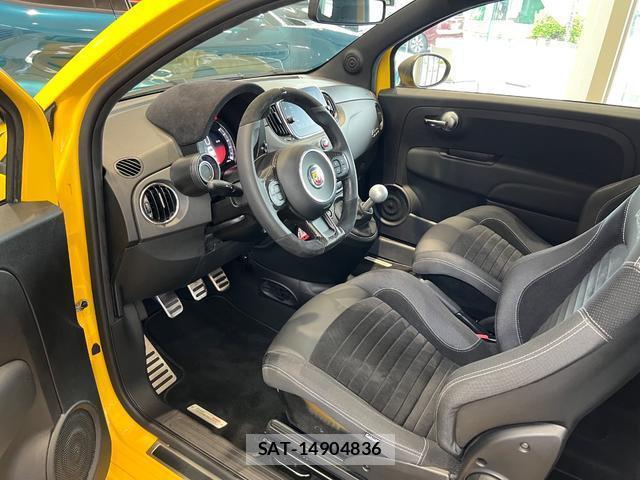 Abarth 595 2022-03 8752326-11