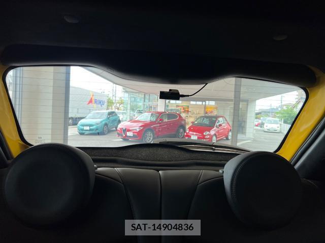 Abarth 595 2022-03 8752326-16